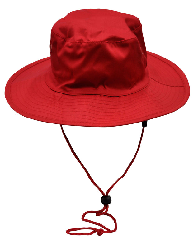 Surf hat with clip on chin strap